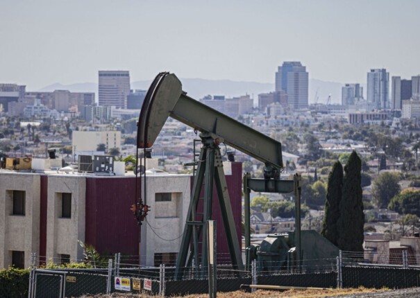 Neighborhood oil drilling in California